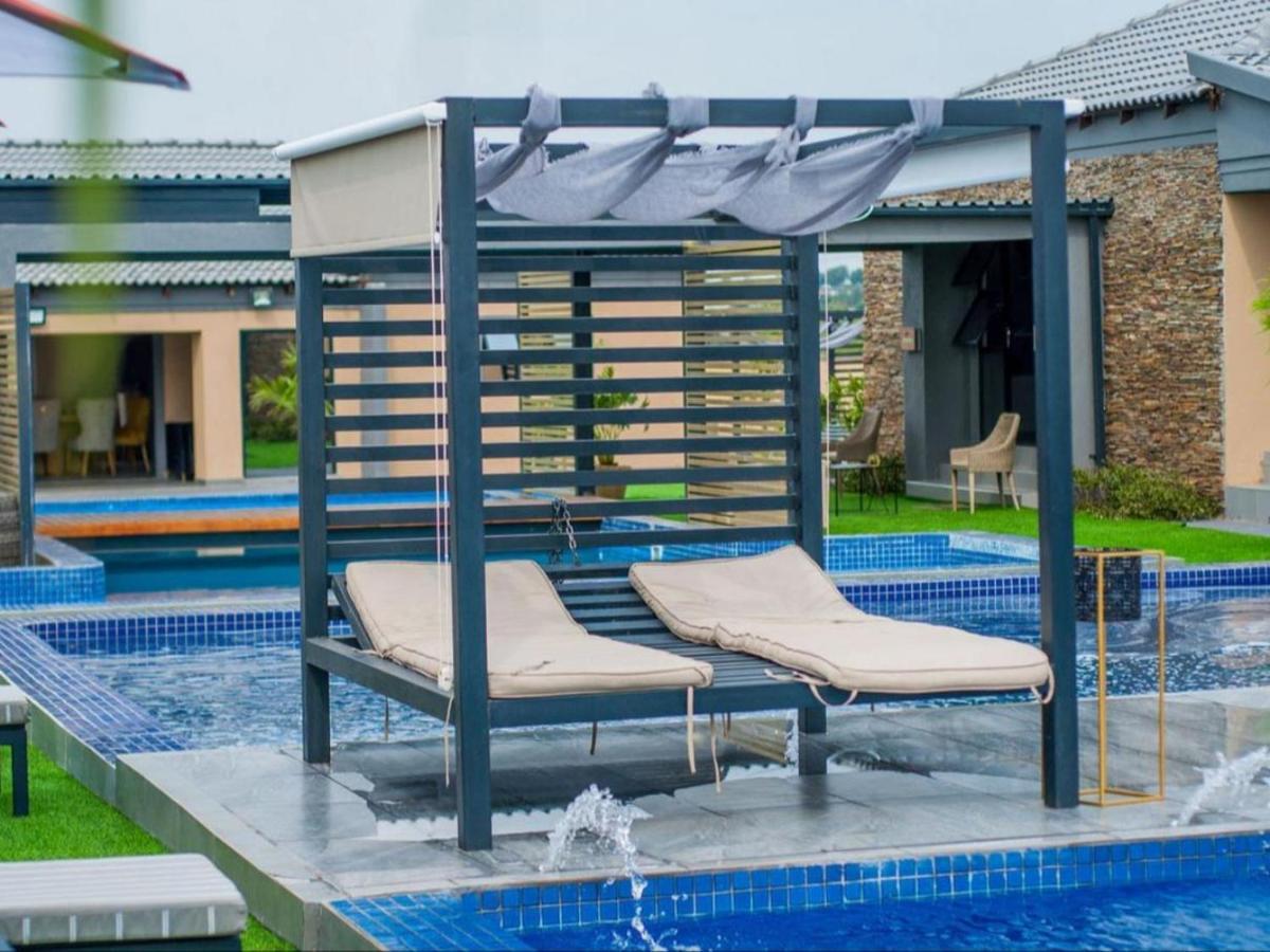 The Lux Hotel And Resorts Louis Trichardt Exterior photo