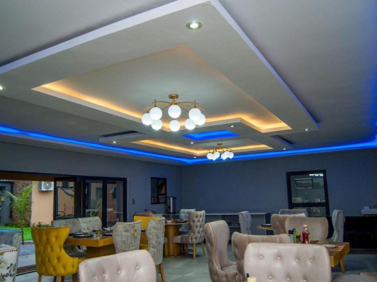 The Lux Hotel And Resorts Louis Trichardt Exterior photo