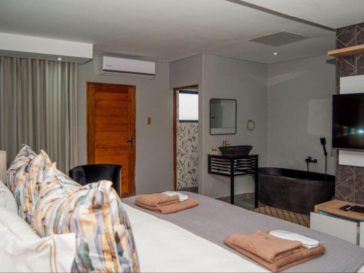 The Lux Hotel And Resorts Louis Trichardt Exterior photo