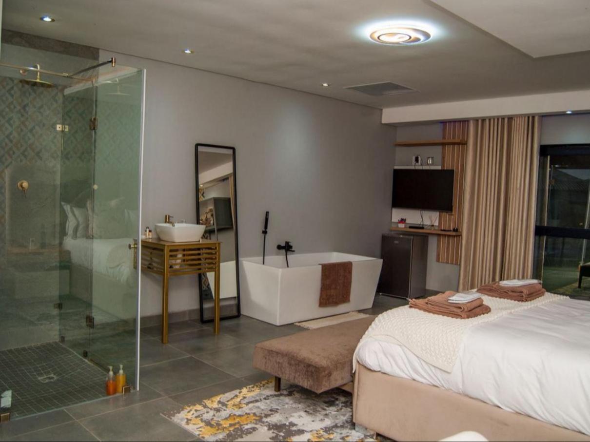 The Lux Hotel And Resorts Louis Trichardt Exterior photo