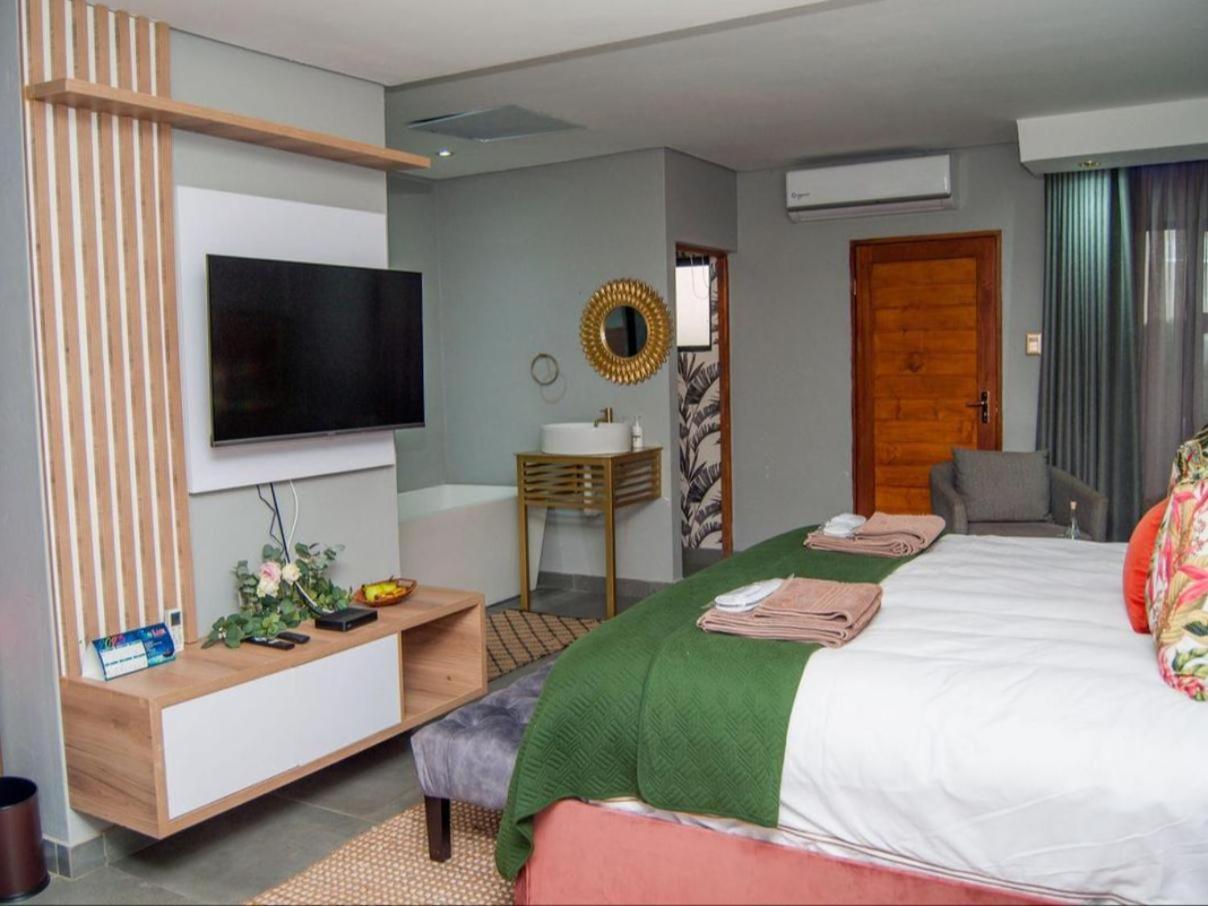 The Lux Hotel And Resorts Louis Trichardt Exterior photo