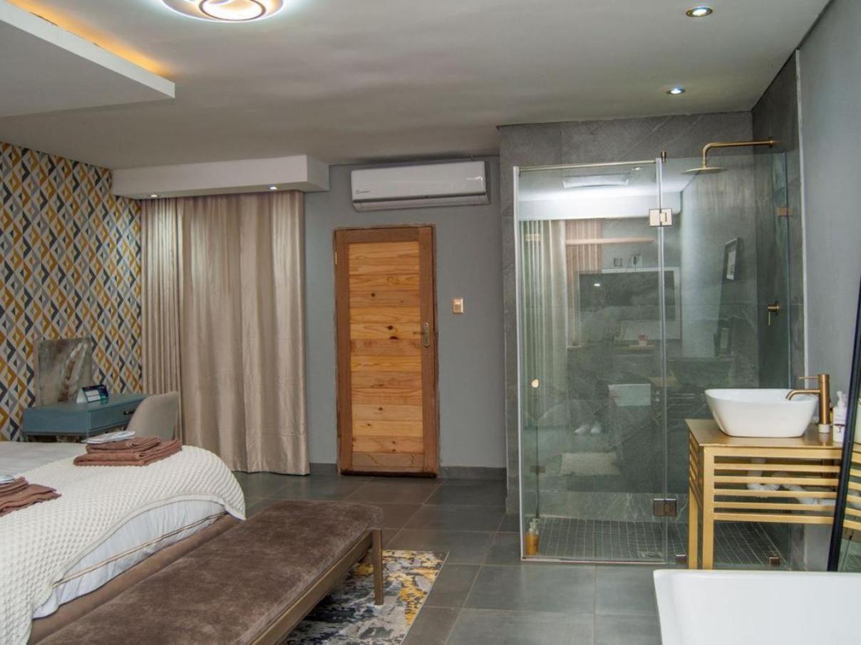 The Lux Hotel And Resorts Louis Trichardt Exterior photo